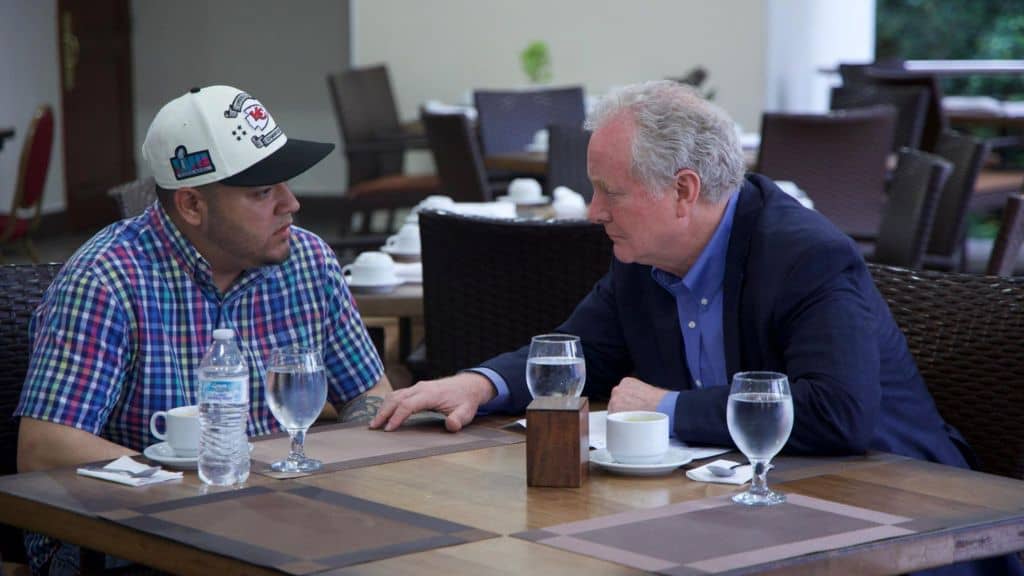 US senator meets man mistakenly deported to El Salvador