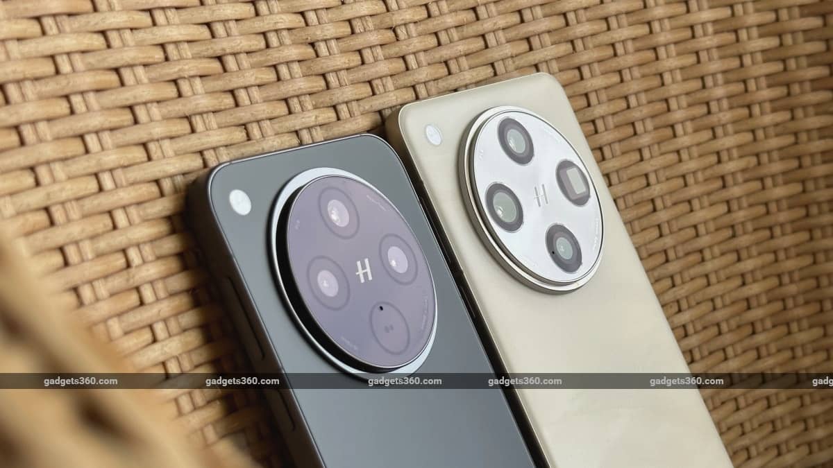 oppo find x8 pro versus cameras gadgets 360 1732159186429