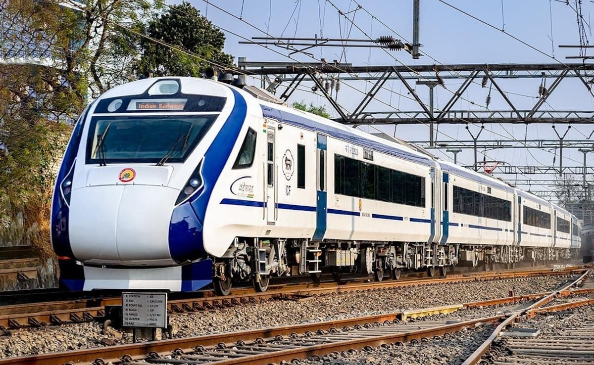 3fi429t vande bharat  625x300 27 June 24 yqHZkw