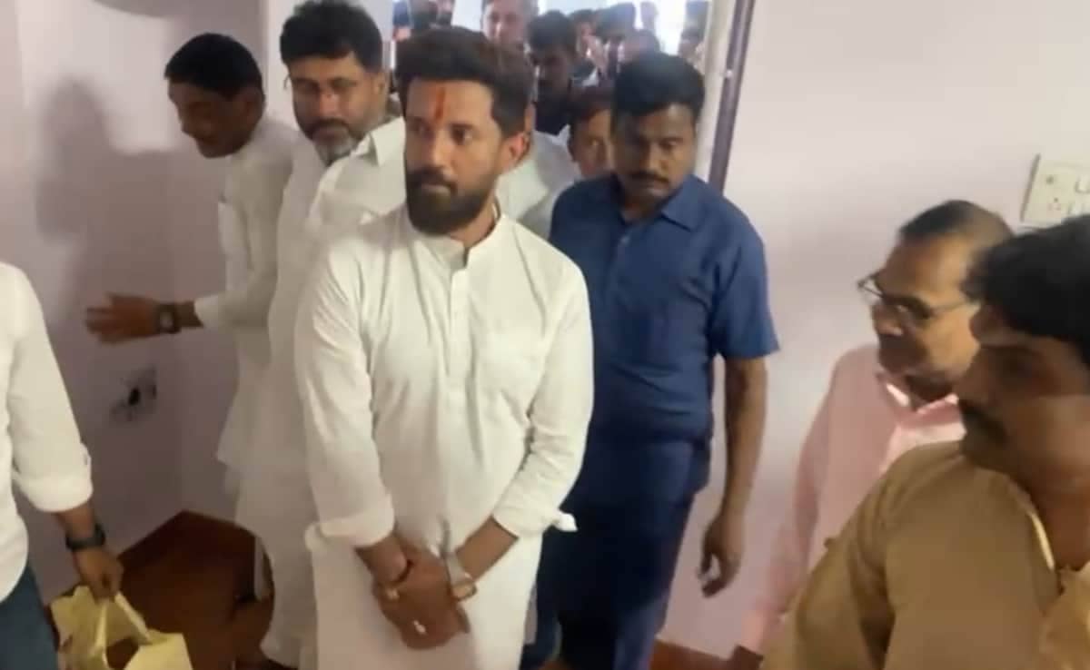 58qjo4q8 chirag paswan 625x300 16 November 24 GAWbuJ