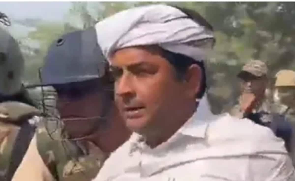 hn7u9sho naresh meena rajasthan candidate slapped poll official 625x300 14 November 24 8Xq0QO