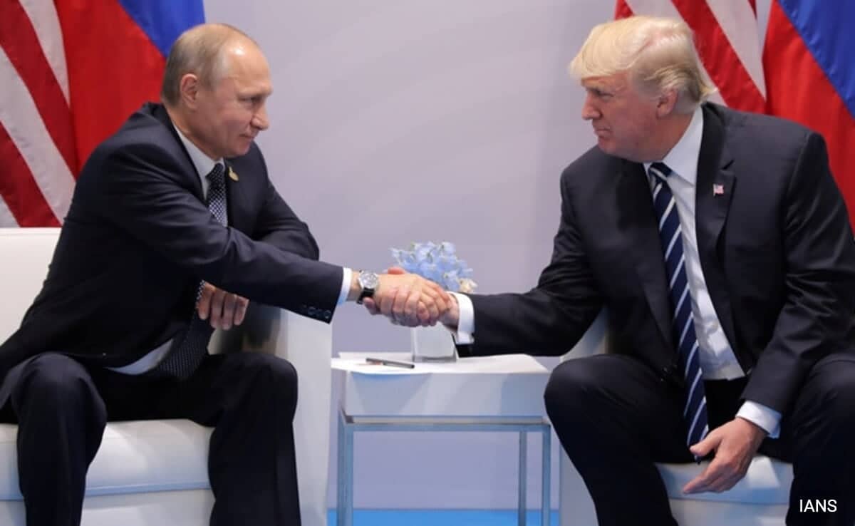 r4op1p3 trump putin trump ians 625x300 24 October 24 CCr6Io