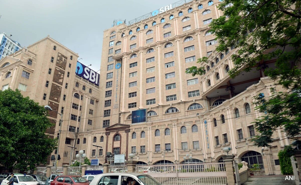 rcb273g4 state bank of india sbi building ani 625x300 11 April 24 BQyVD4