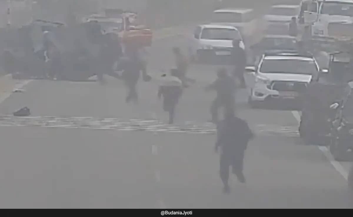 v0gj0c88 srinagar accident 625x300 15 November 24 SQYG3x