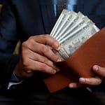 Rupee Settles On Flat Note, Up 1 Paisa At 84.90 Against US Dollar