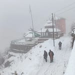 Himachal Pradesh, J&K, Covered In Heavy Snow, Smog Grips Delhi-NCR