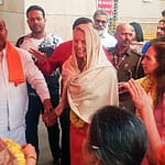 Steve Jobs’ Wife Laurene Powell Offers Prayers At UP Temple Ahead Of Maha Kumbh Visit