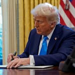 2025-02-06T195710Z_619966088_RC2VNCAIY8FL_RTRMADP_3_USA-TRUMP-MIGRATION-LAWSUIT-BIRTHRIGHT