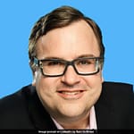 LinkedIn Co-Founder Asked AI To Clone His Company, The Result Surprised Him