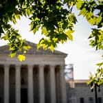 US Supreme Court Lifts Order Barring Deportations Under Wartime Law