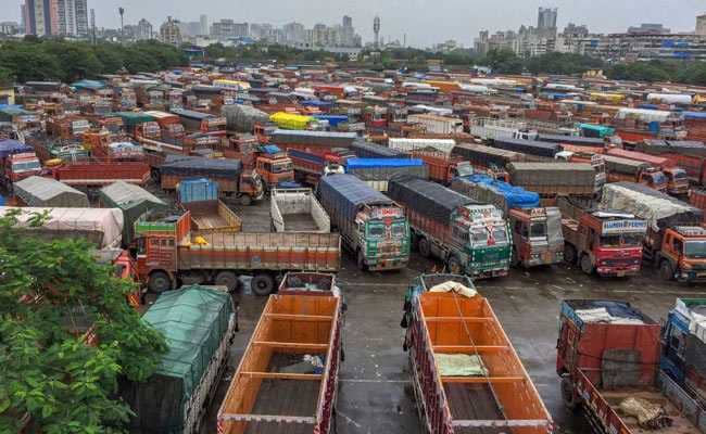 bloombergquint2Fimport2Fr1sbjdo8 truck strike pti 625x300 20 July 18 Pl84P1